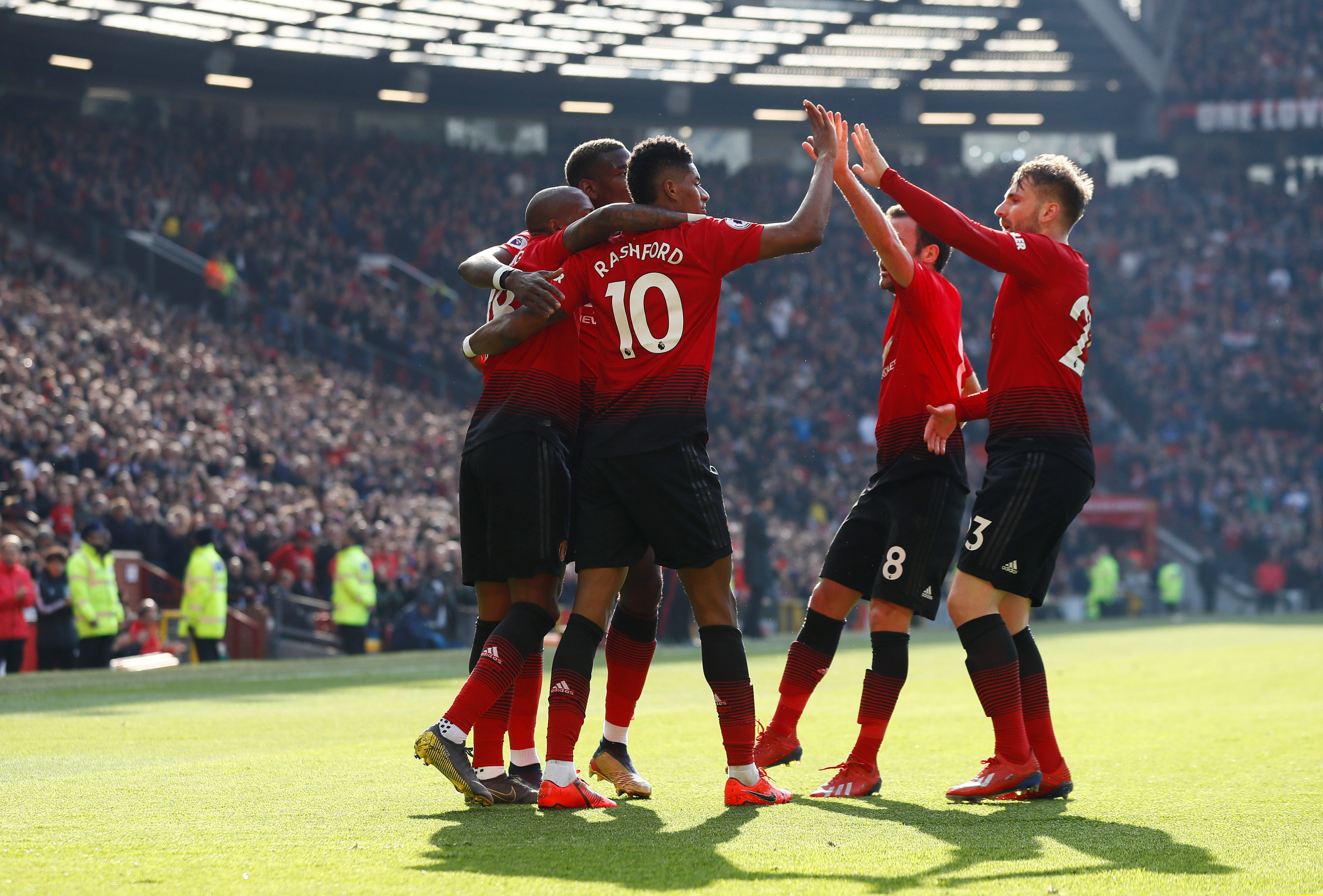 以张雨霏为 以张雨霏为